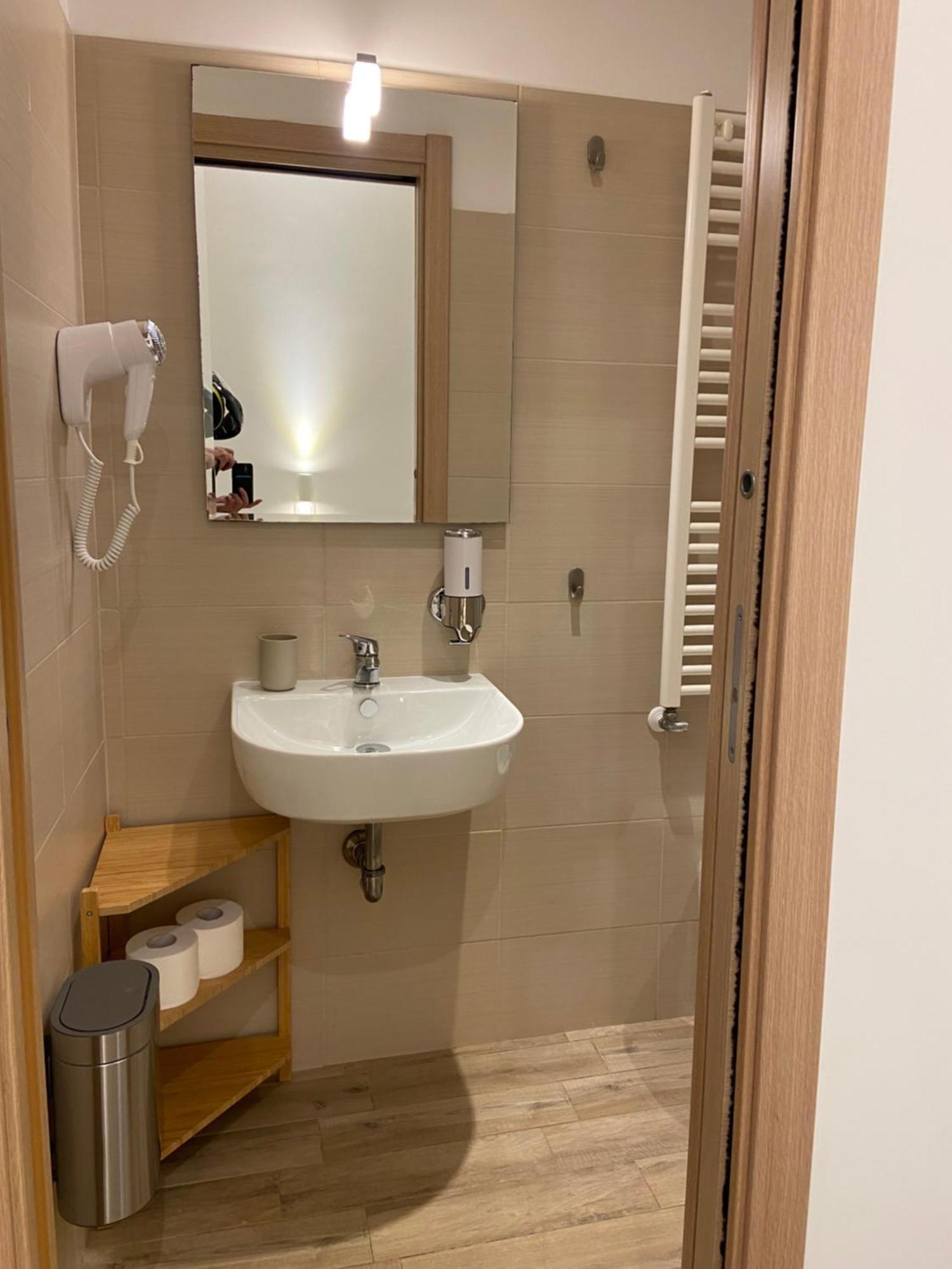 רומא Dimora Vaticano Apartments מראה חיצוני תמונה