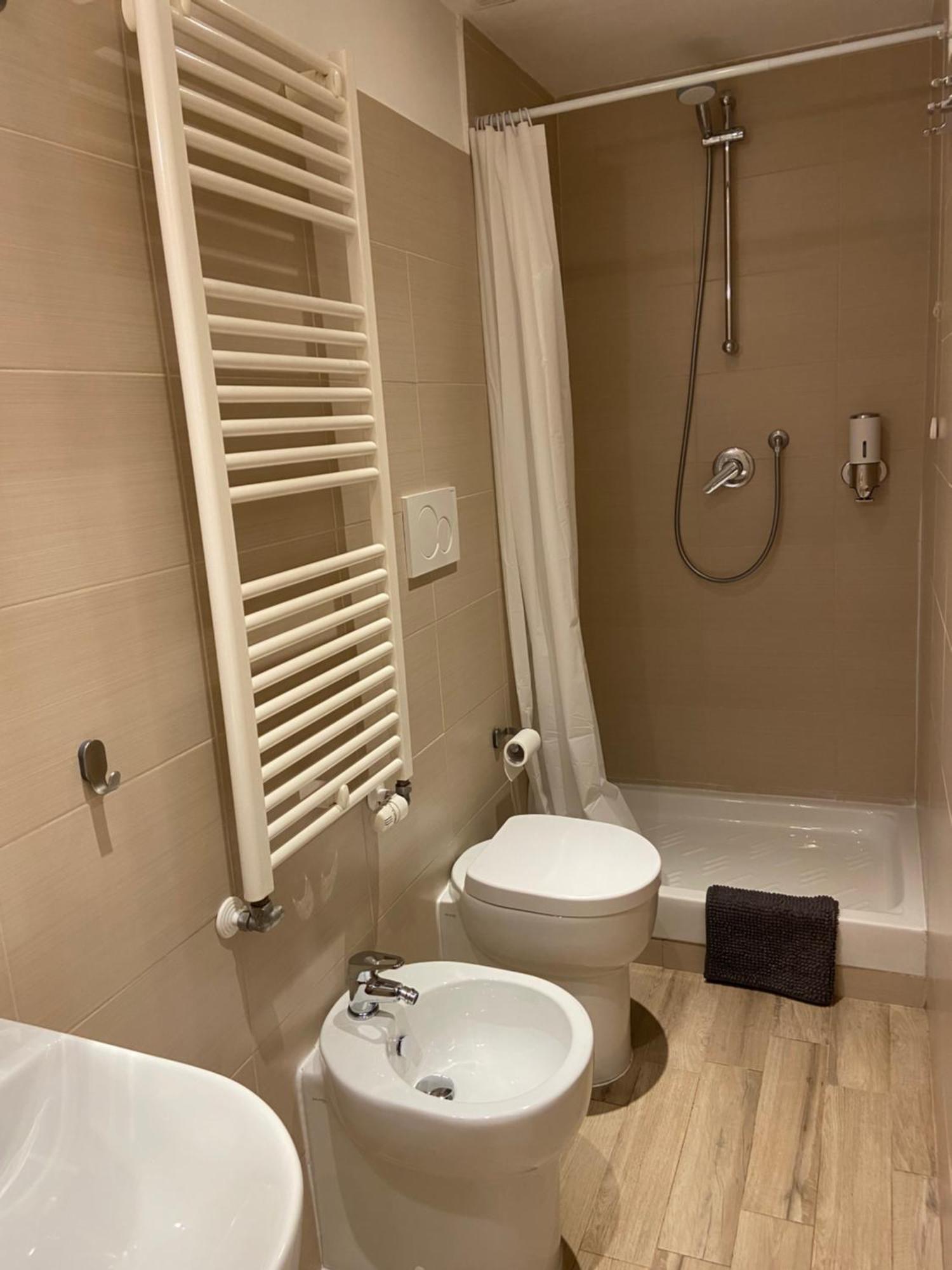 רומא Dimora Vaticano Apartments מראה חיצוני תמונה